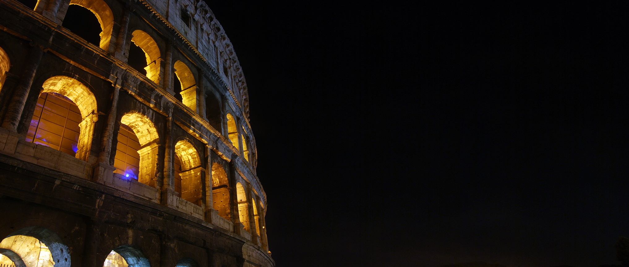 Tours Tours 月下のコロッセオ